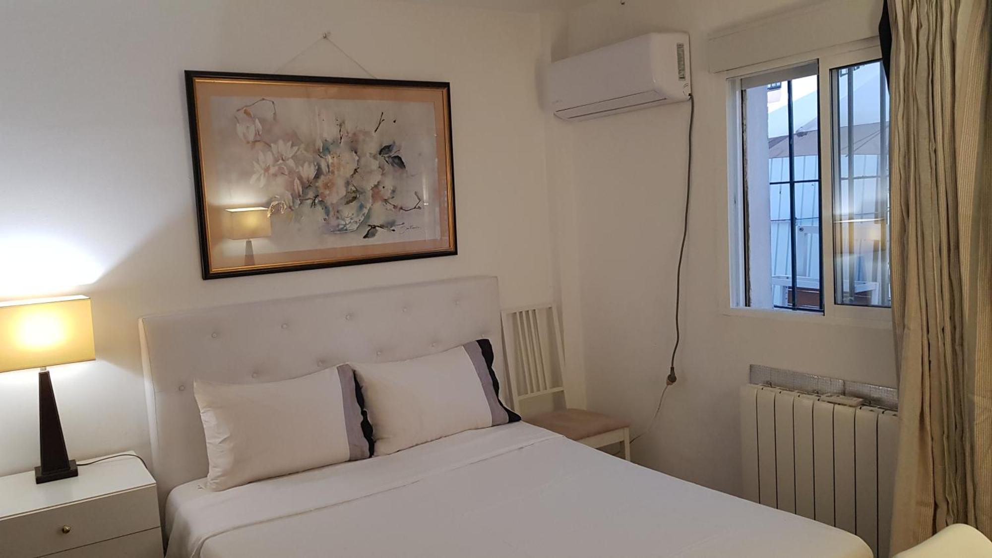 Little Peaceful Retreat Room With Bath, Heating, Terrace, Free Wifi Fridge Easy Parking Marbellac Extérieur photo