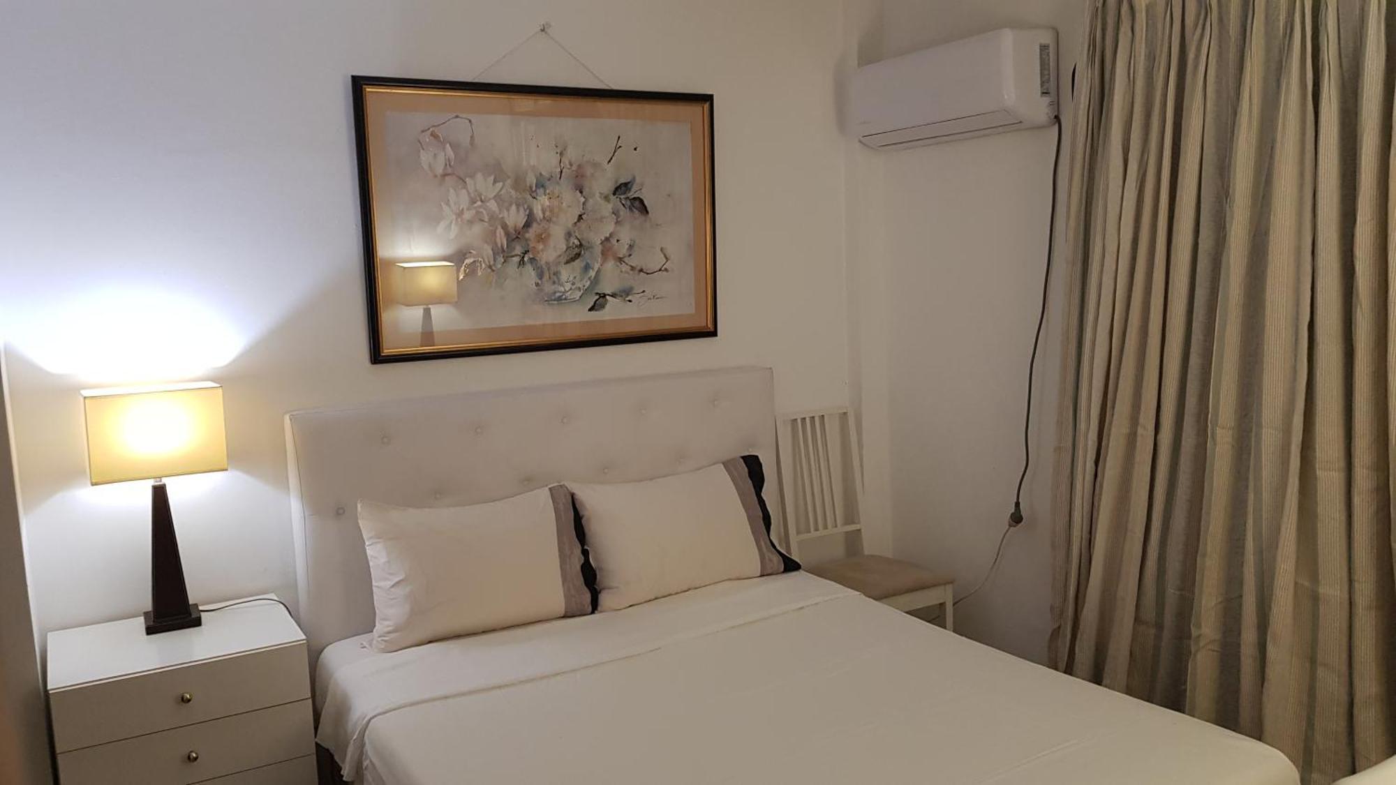 Little Peaceful Retreat Room With Bath, Heating, Terrace, Free Wifi Fridge Easy Parking Marbellac Extérieur photo